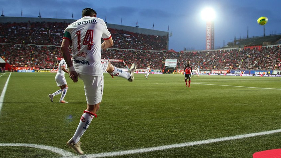 Toluca sale airoso con gol de último minuto