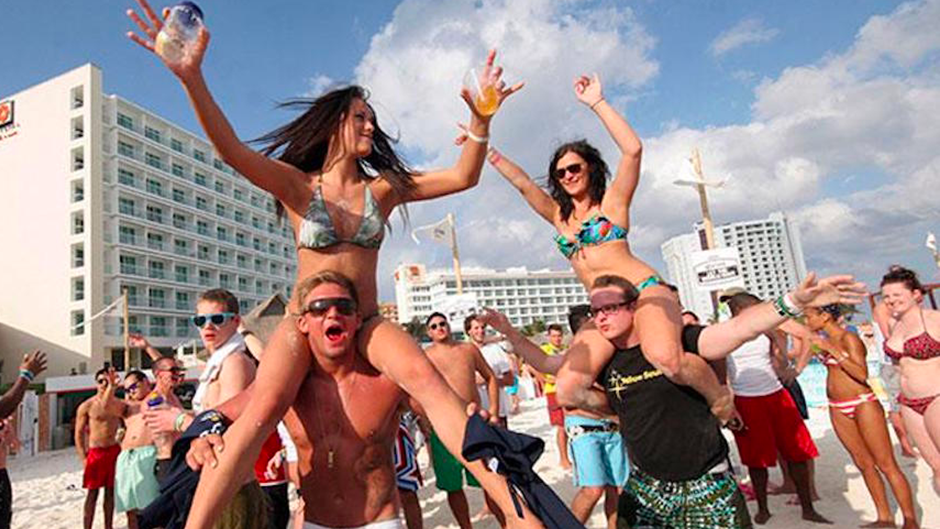 Aumenta 14.1% arribo de turistas internacionales en México