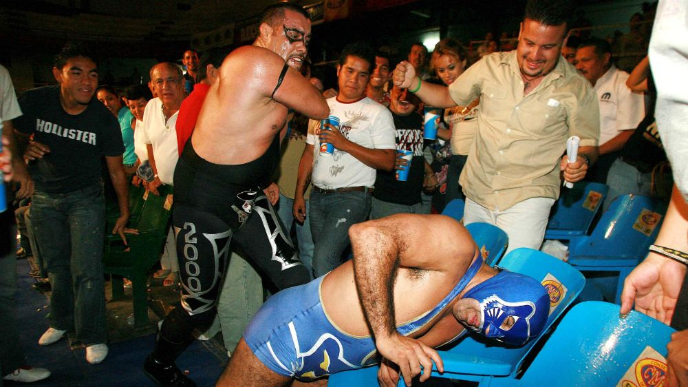 Muere el legendario luchador Universo 2000 - universo-2000-1