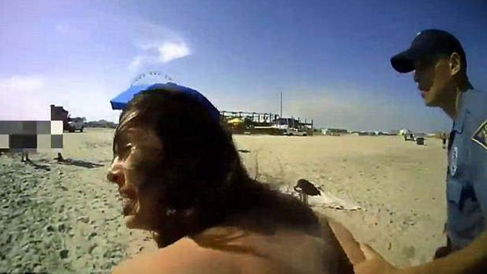 Lanzan videos previos a arresto violento a menor de edad en EE.UU.