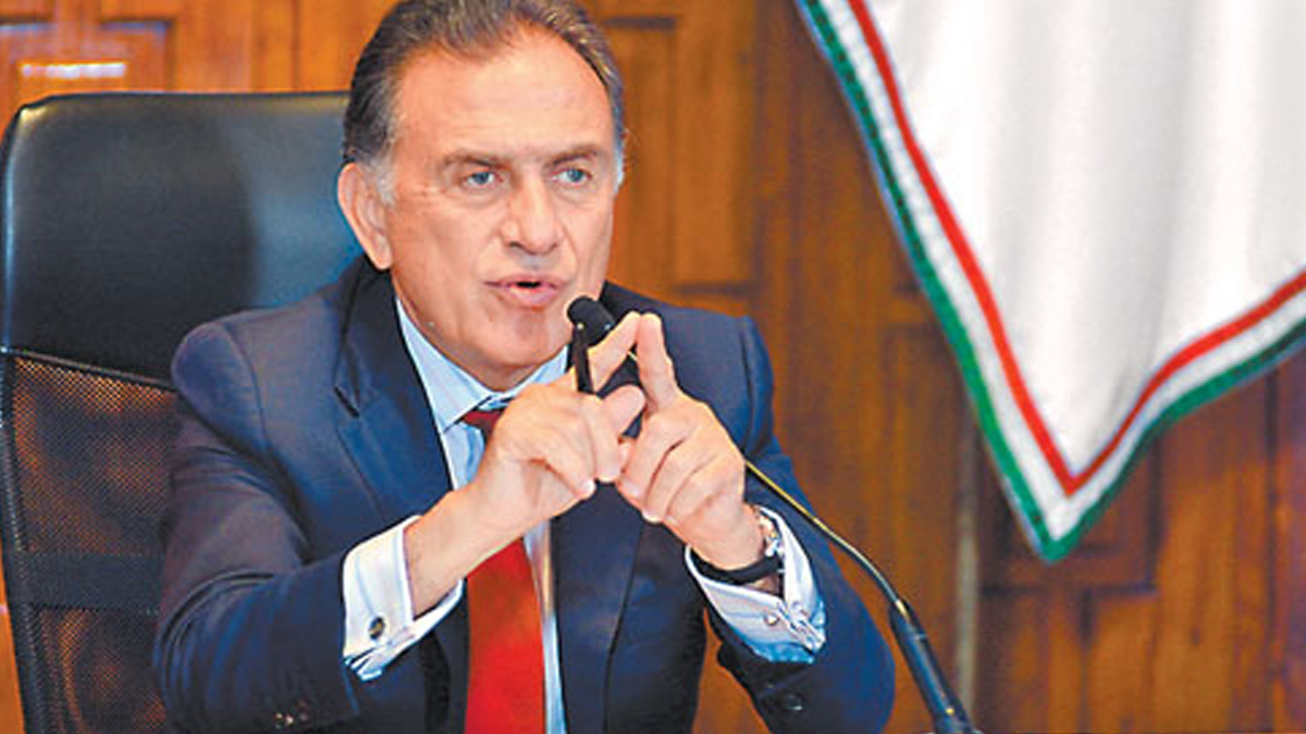 Gobierno de Veracruz no pactará con Karime Macías: Yunes - yunes-linares-robo-de-trenes