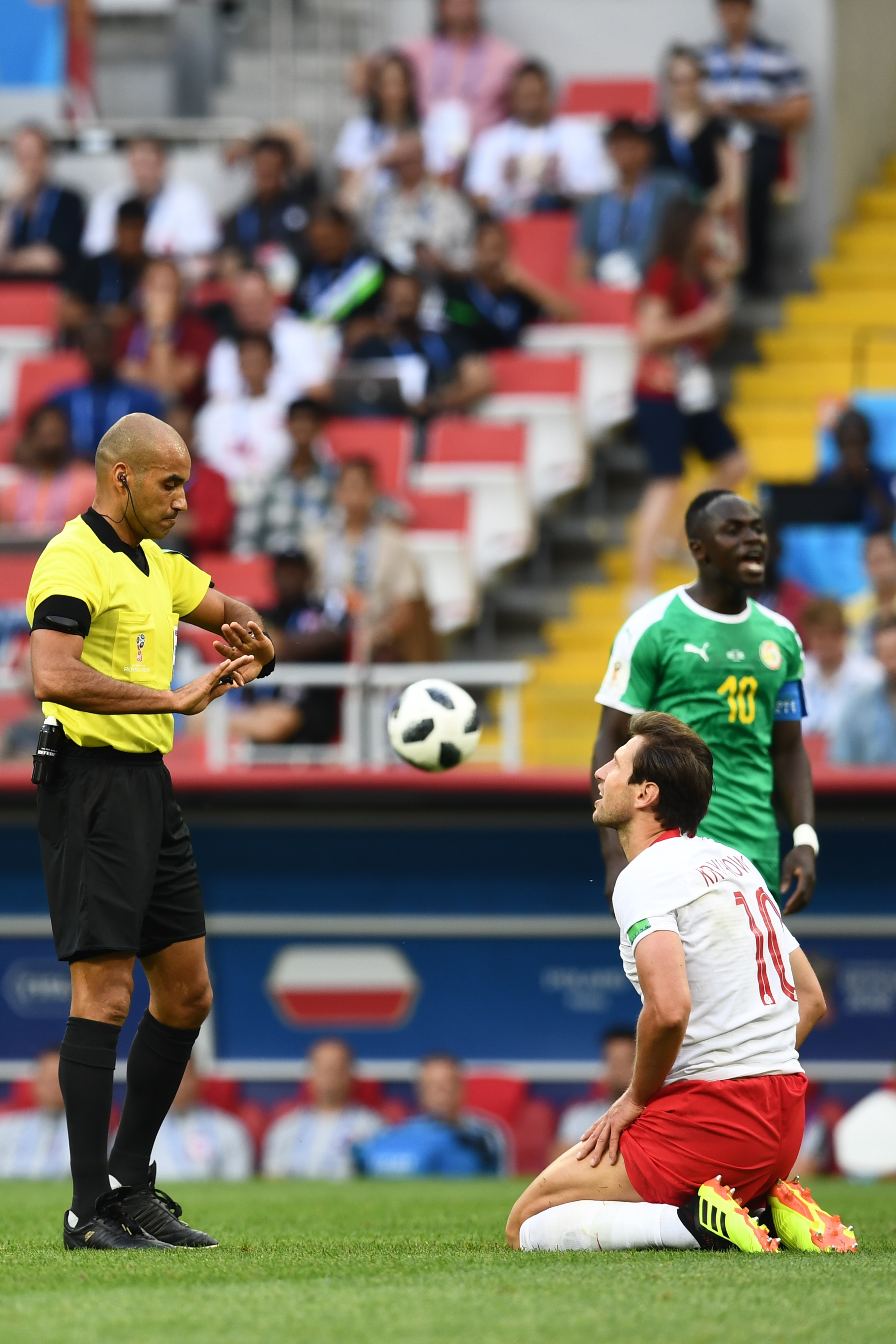 Polonia cae en su debut contra Senegal - 20180619-4235