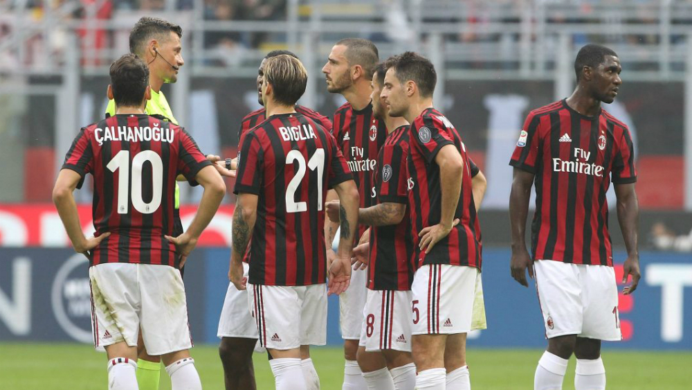 Sanciona UEFA excluye al AC Milan de competiciones europeas