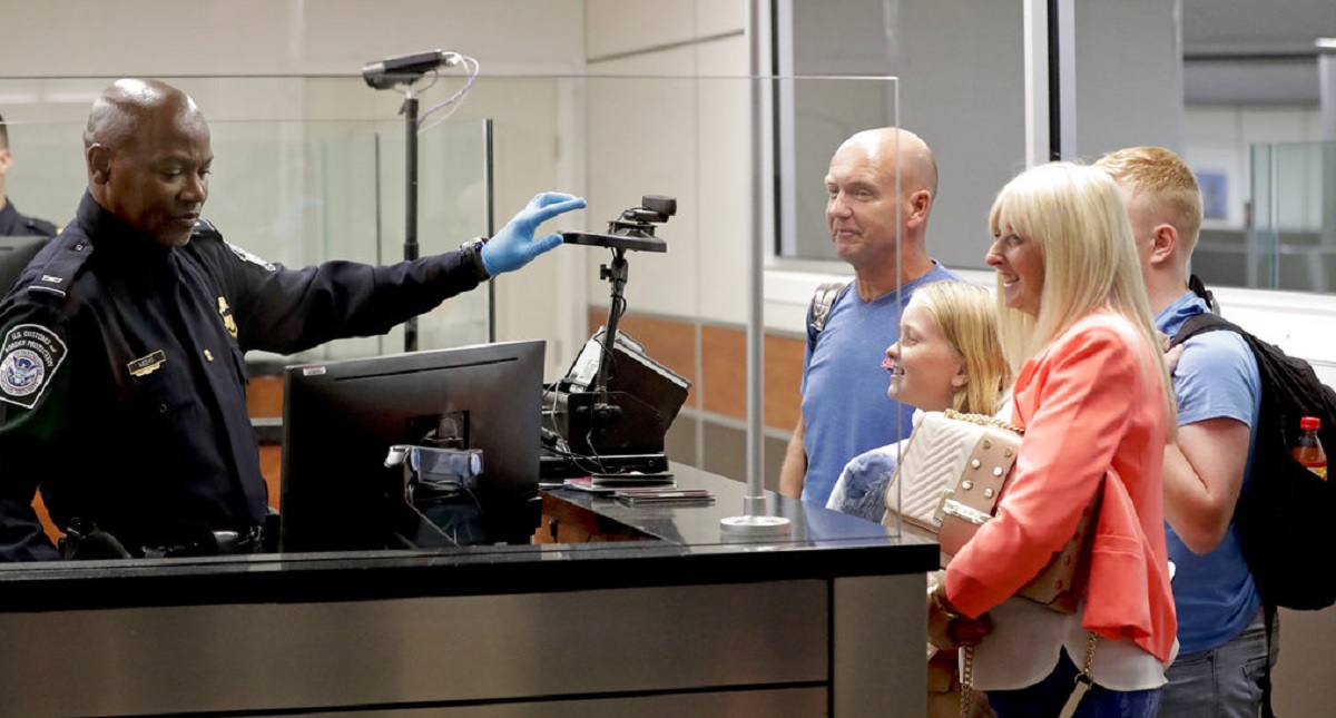 Aeropuerto de Orlando aplicará reconocimiento facial para viajar