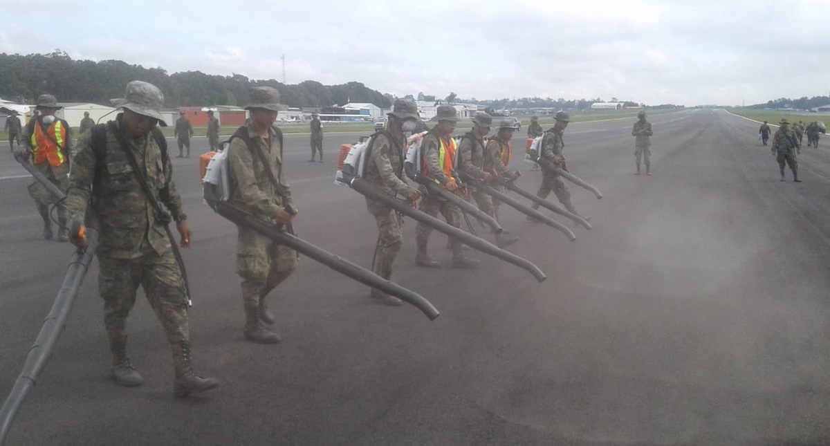 Interjet cancela vuelos de ruta México-Guatemala por erupción