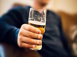 El alcoholismo crónico aumenta riesgo de demencia - alcoholismo-demencia