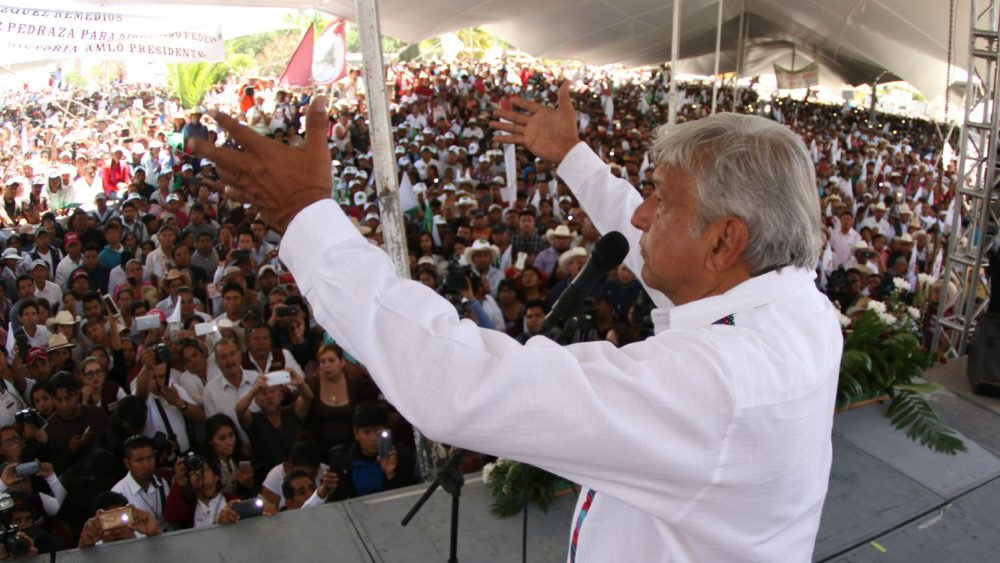 NAIM es viable si lo pagan los empresarios: López Obrador NAIM es viable si lo pagan los empresarios: López Obrador