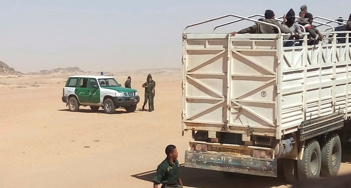 Argelia expulsa a migrantes al desierto del Sahara - argelia-expulsa-a-su-suerte-a-migrantes-al-desierto-del-sahara
