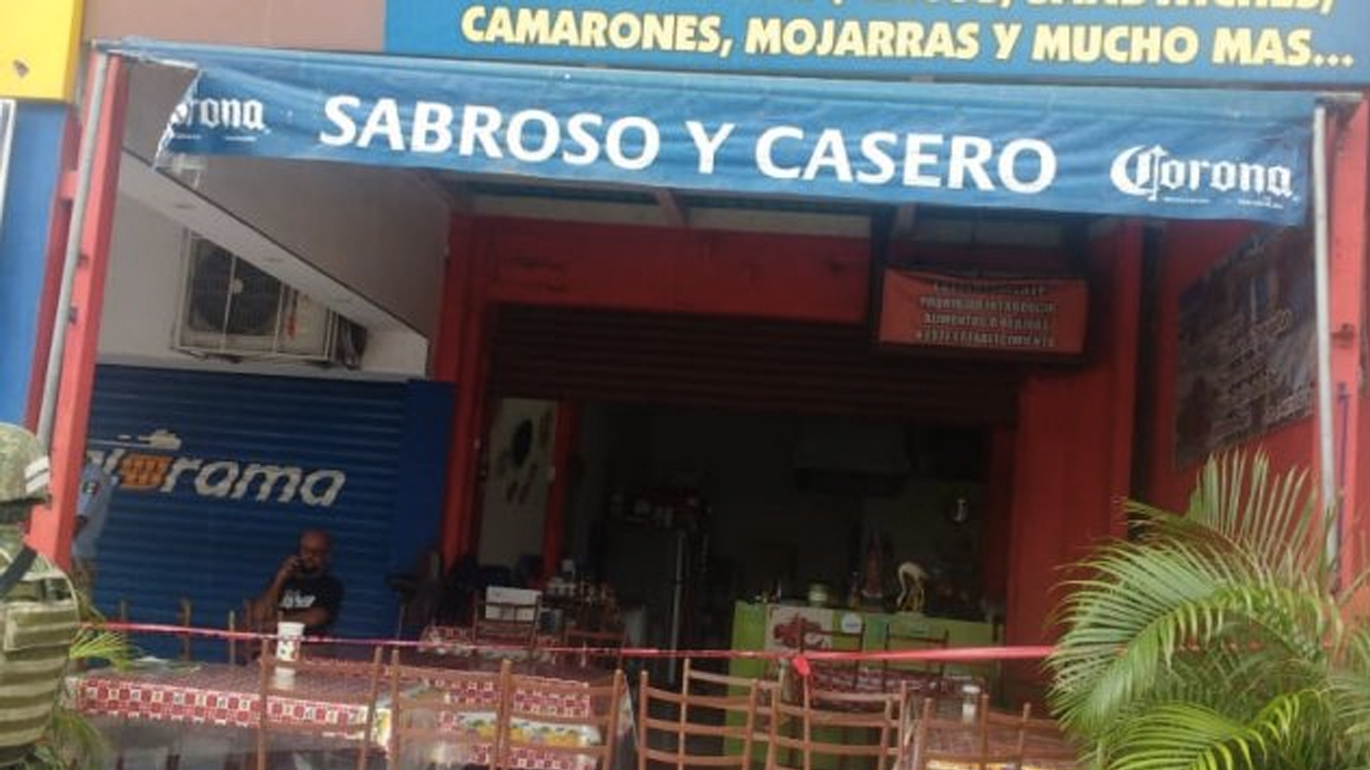 Asesinan a hombre en restaurante de la Costera de Acapulco