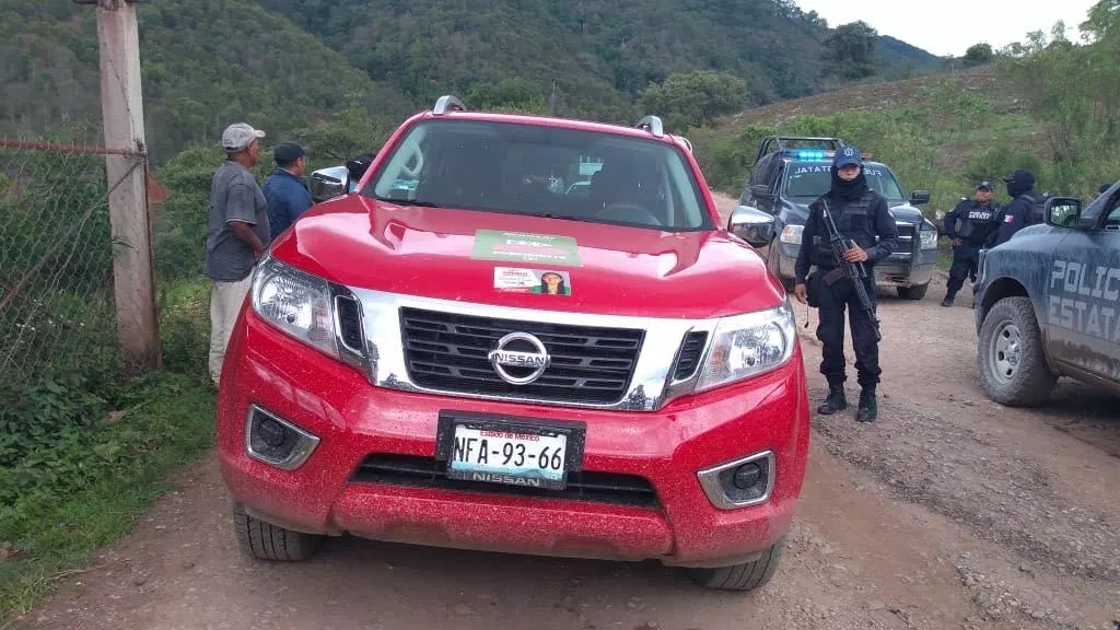 Atacan a escoltas de candidata de Hueycantenango, Guerrero - atacan-a-escoltas-candidata-pri-hueycantenango-2