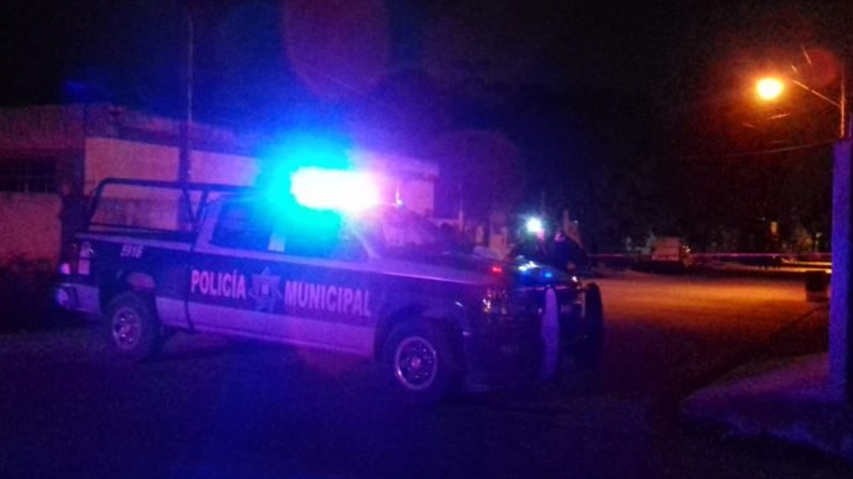 Balacera en Cancún deja una niña y un joven heridos