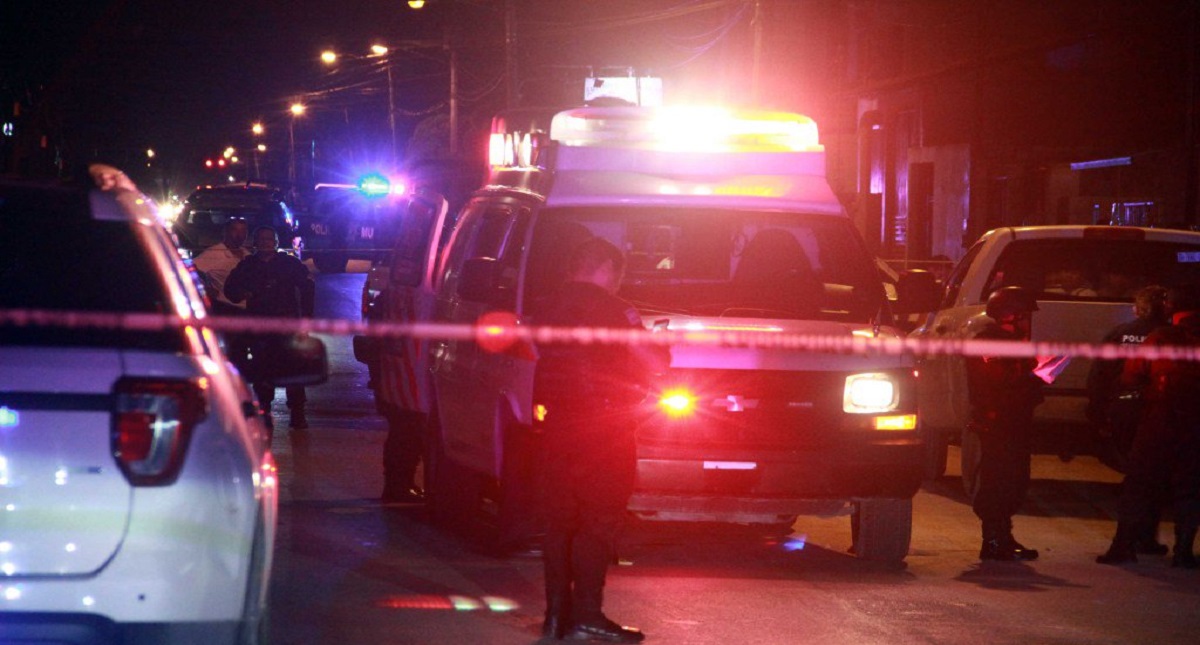 Balean a empleado municipal de Cancún