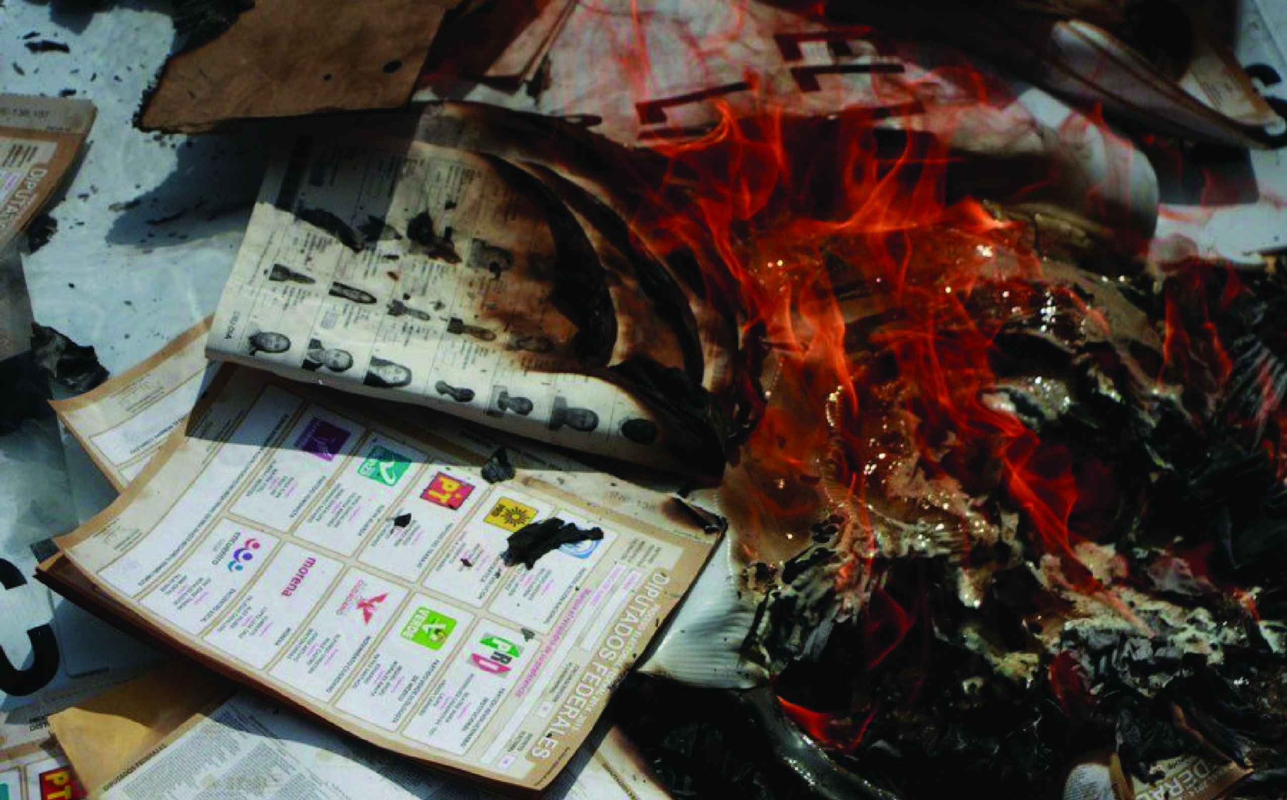 Queman 3 mil boletas en municipio de Nahuatzen, Michoacán