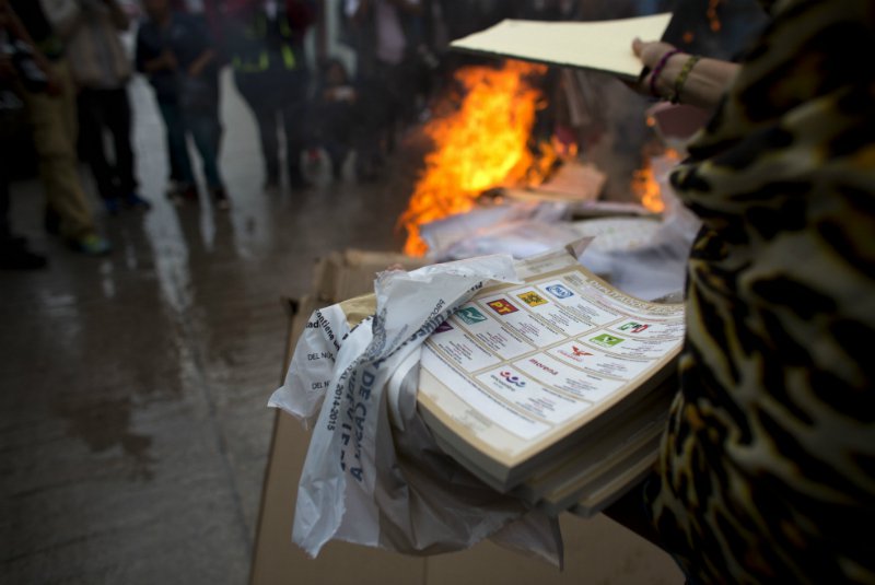 Queman 3 mil boletas en municipio de Nahuatzen, Michoacán - boletasint