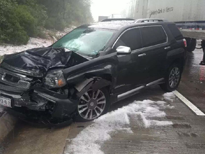 Granizo provoca carambola en la México-Puebla - carambola2