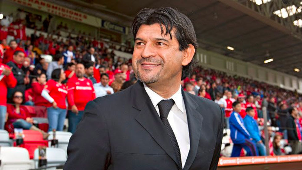 José Saturnino Cardozo nuevo técnico de Chivas