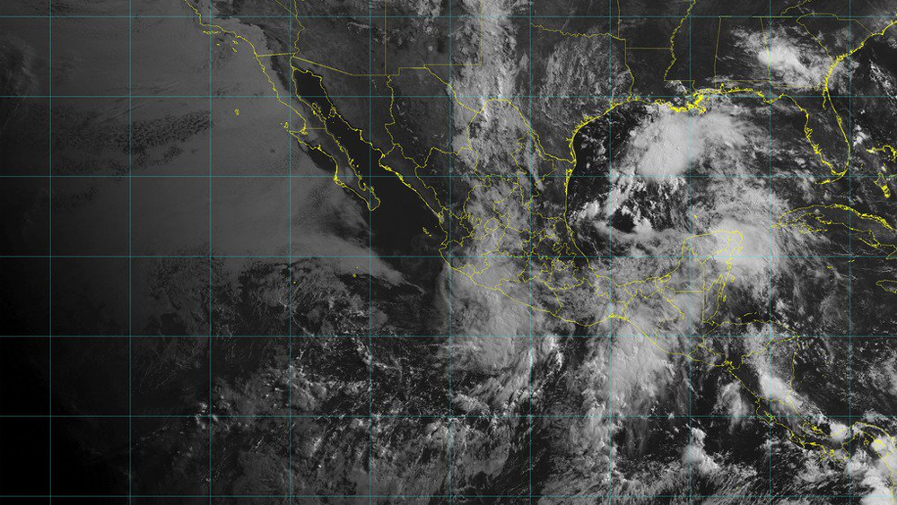 Carlotta deja inundaciones y desbordamientos en Michoacán