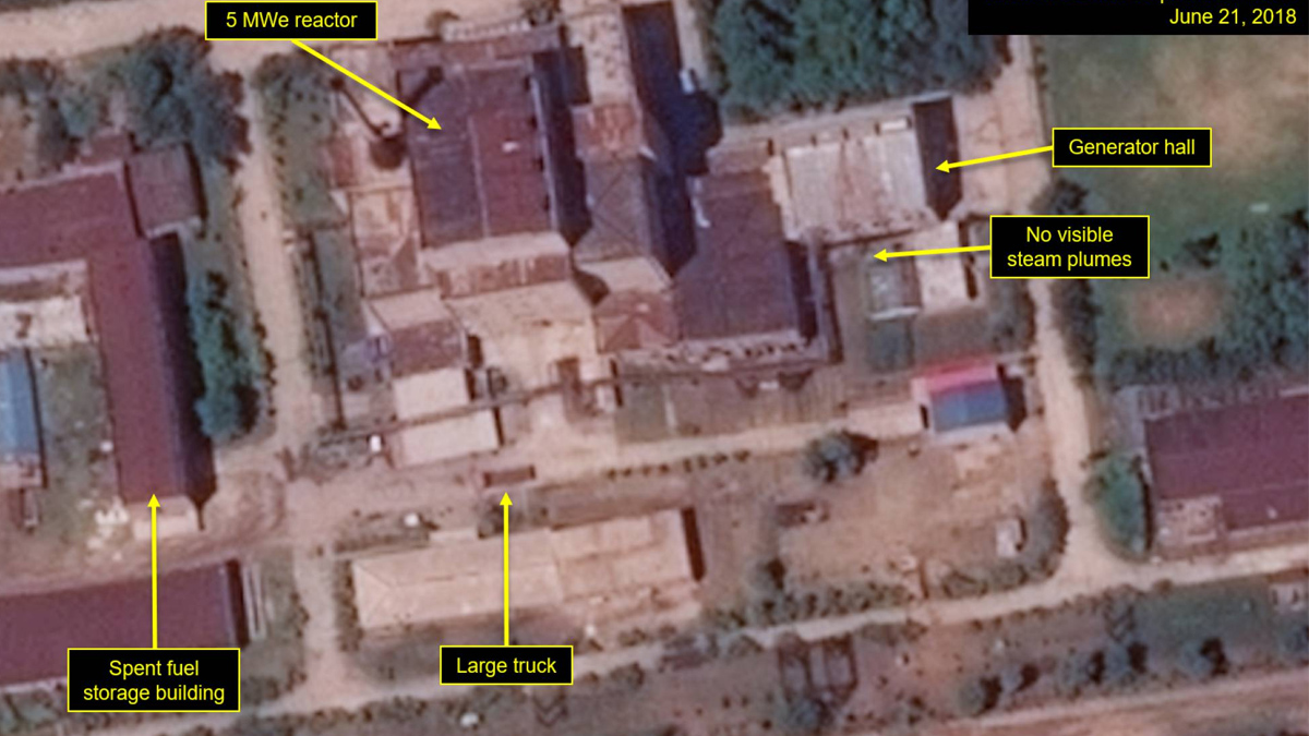 Corea del Norte mejora su central nuclear pese a reunión con Trump