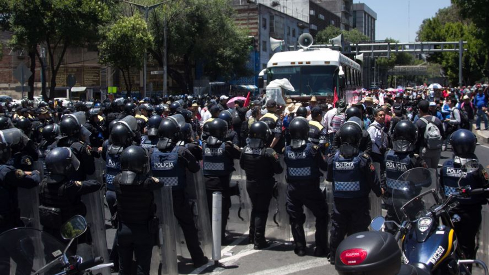 Protestas de la CNTE provocan pérdida de 36 mdp a comercios capitalinos