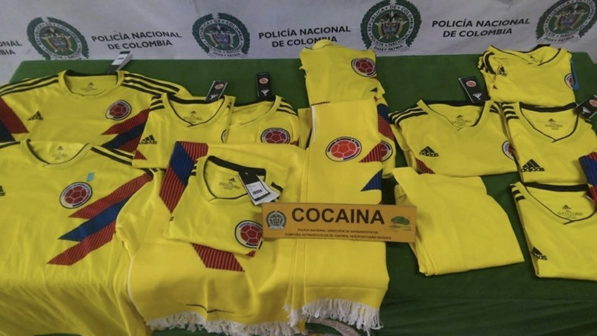 Descubren camisetas colombianas con cocaína
