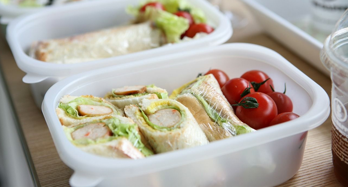 Policía alemana investiga a sujeto por envenenar a compañeros de trabajo