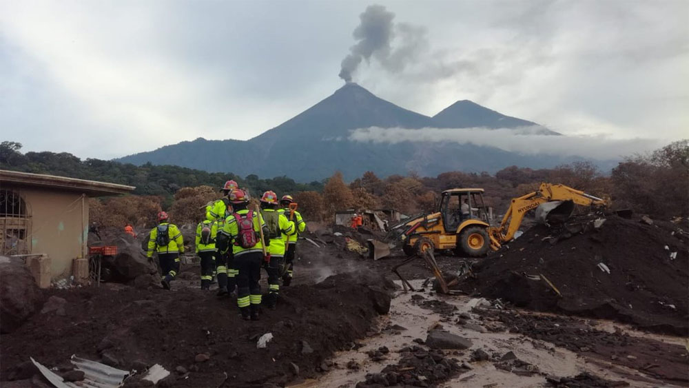 Bajan a 331 cifra de desaparecidos por erupción del Volcán de Fuego en Guatemala