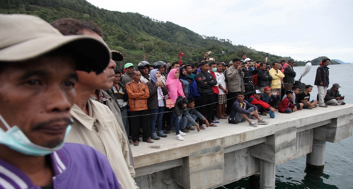 Continúan desaparecidas 180 personas por naufragio de ferry en India - continuan-desaparecidas-180-personas-por-naufragio-de-ferry-en-india