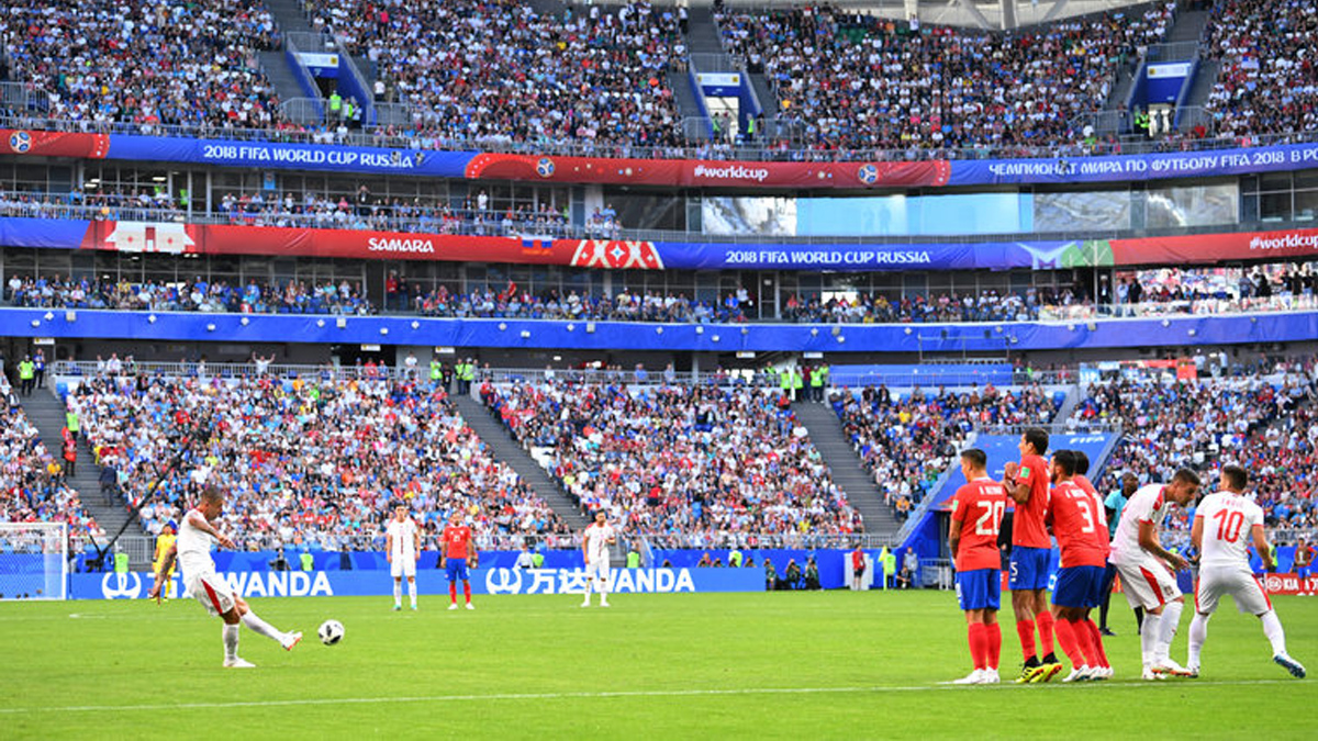 Costa Rica agrava su crisis tras caer ante Serbia