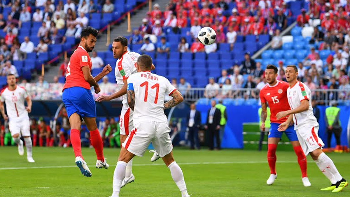 Serbia se queja ante la FIFA por arbitraje en partido contra Suiza