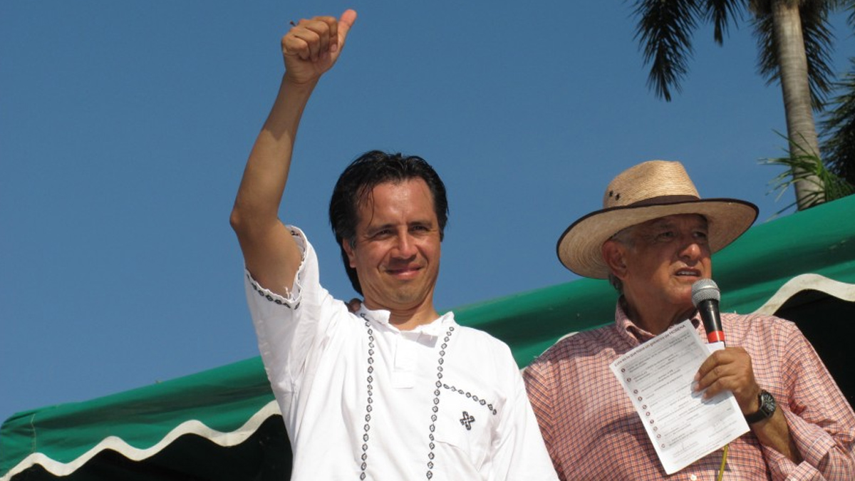 López Obrador se reúne con Cuitláhuac García - cuitlahuac-garcia-gobernador-veracruz