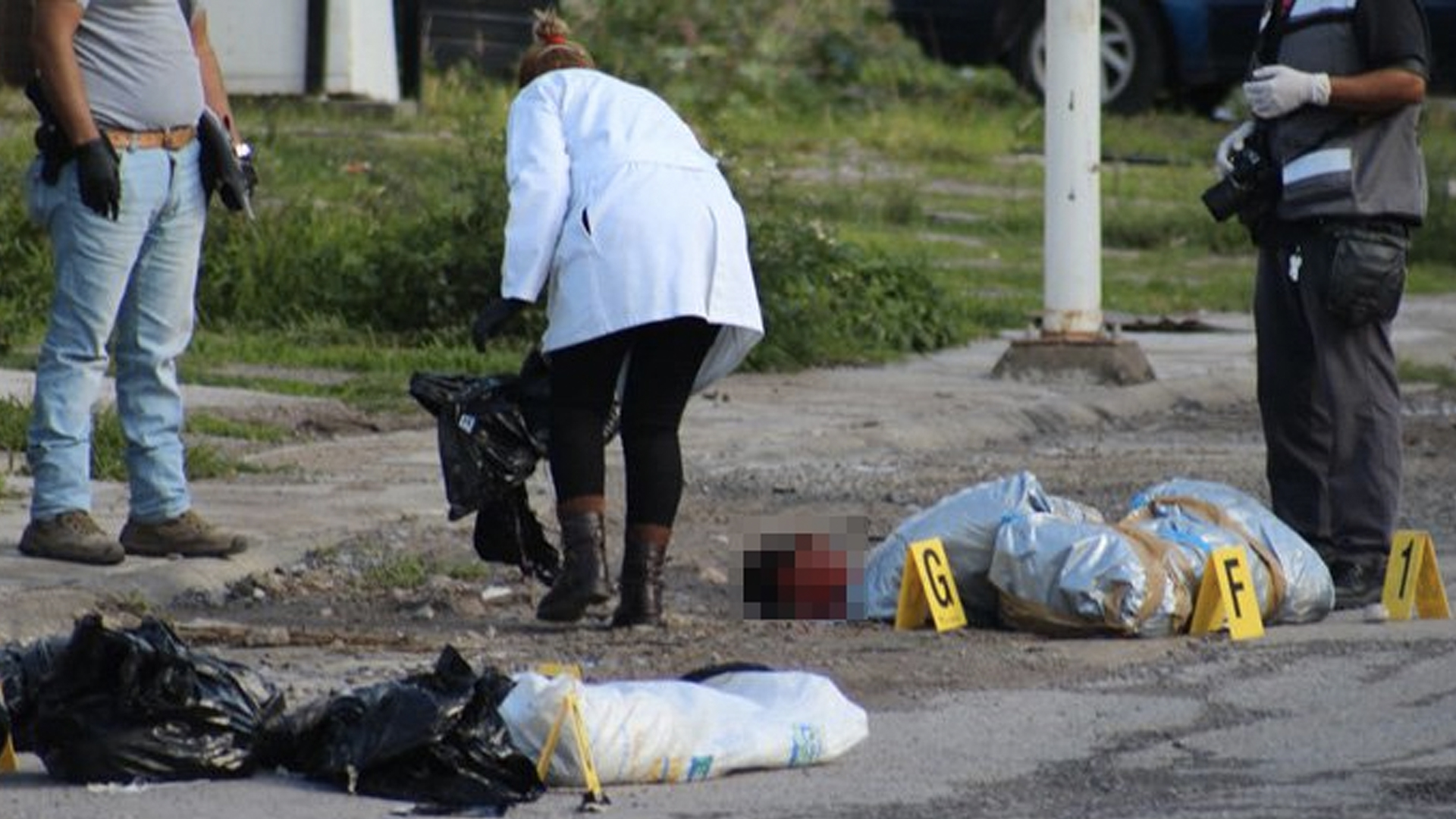 Encuentran restos humanos en bolsas de plástico en Guerrero