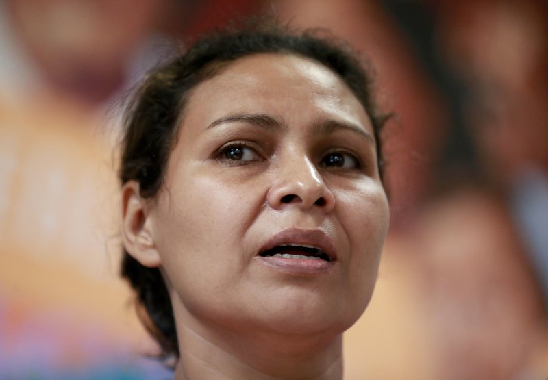 Migrantes en Texas comparten sus historias de detención - detencion-iris