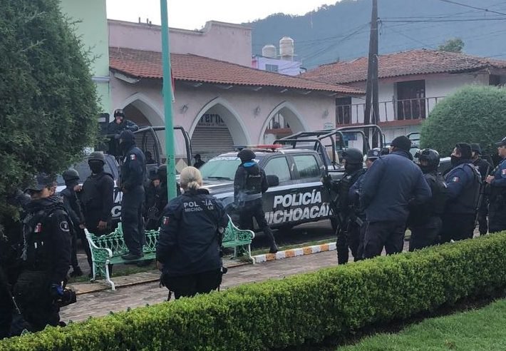 Detienen a toda la policía de Ocampo, Michoacán - detencion-policia-ocampo-michoacan