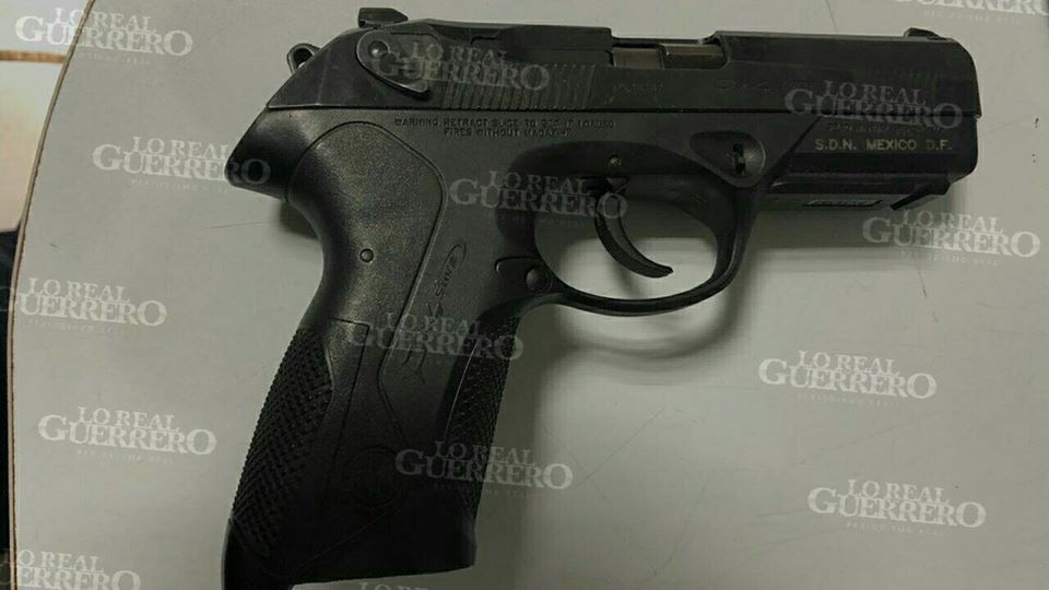 Detienen a tres sujetos con armas y casi tres mdp en Chilpancingo - detienen-a-sujetos-chilpancingo-armas-efectivo-3