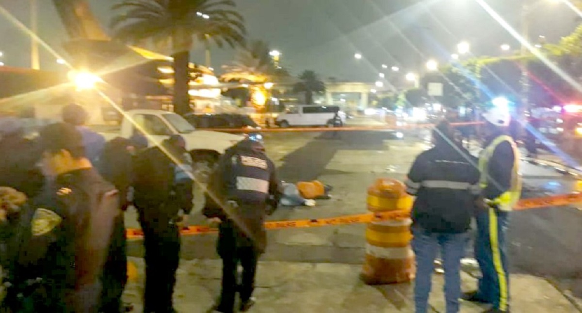 Ejecutan a pareja en explanada de la Venustiano Carranza