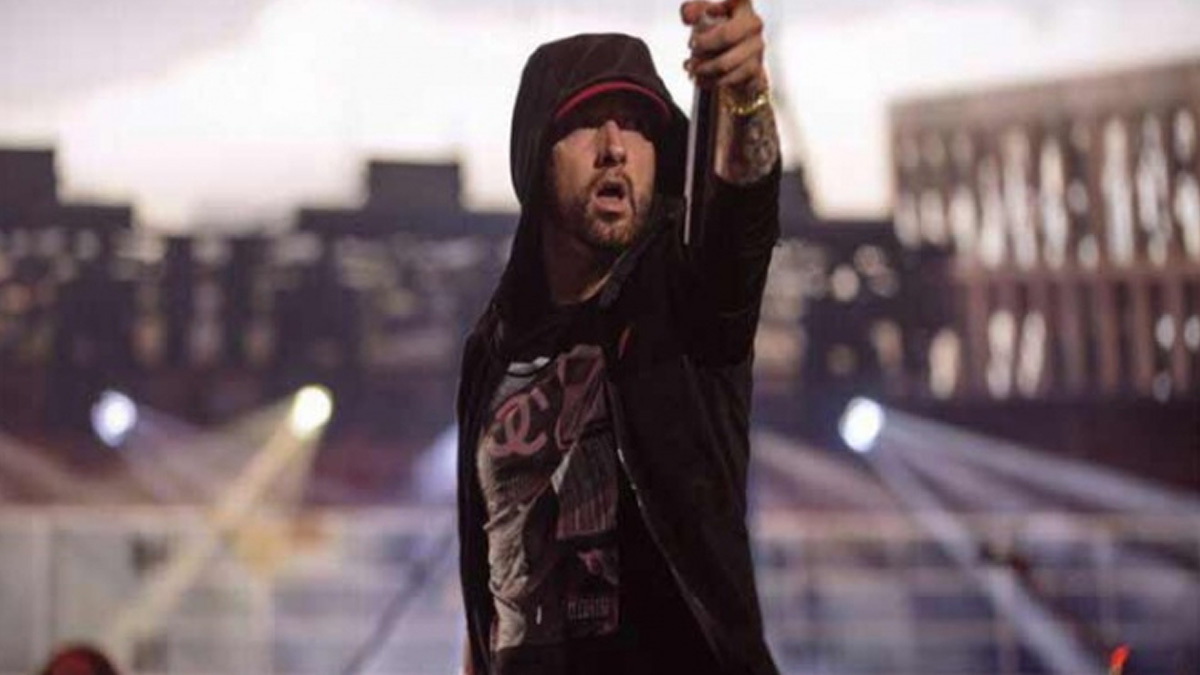 Critican a Eminem por “disparos” en concierto