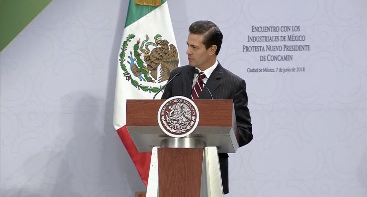Peña Nieto ordena proteger a los migrantes mexicanos