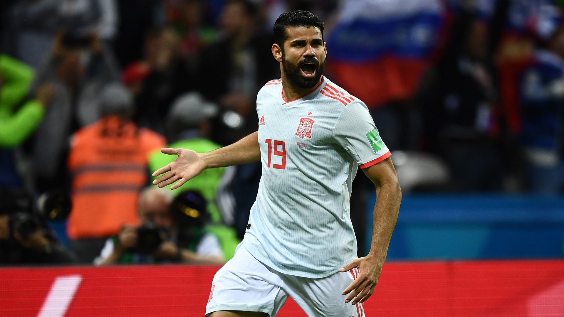 España logra sufrida victoria contra Irán