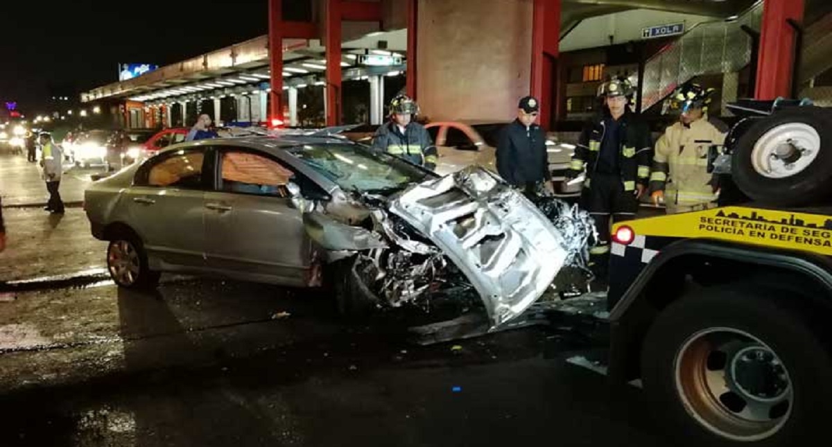 Exceso de velocidad y alcohol provocan choque en Tlalpan