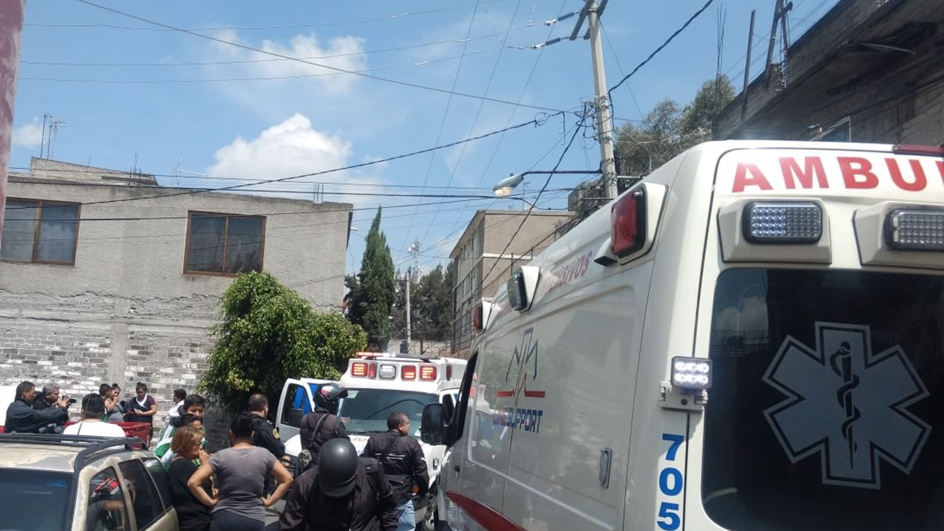 Flamazo deja dos personas heridas en Iztapalapa