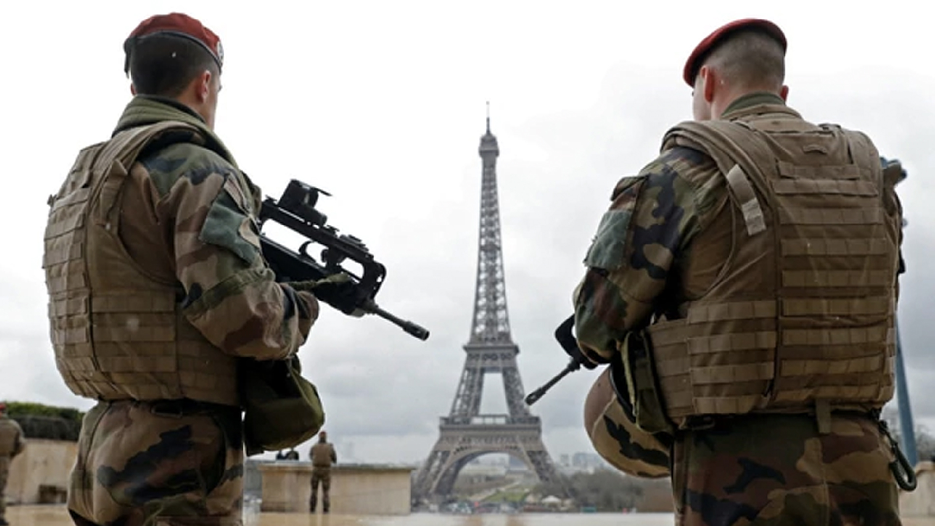 Francia liberará a 450 terroristas yihadistas