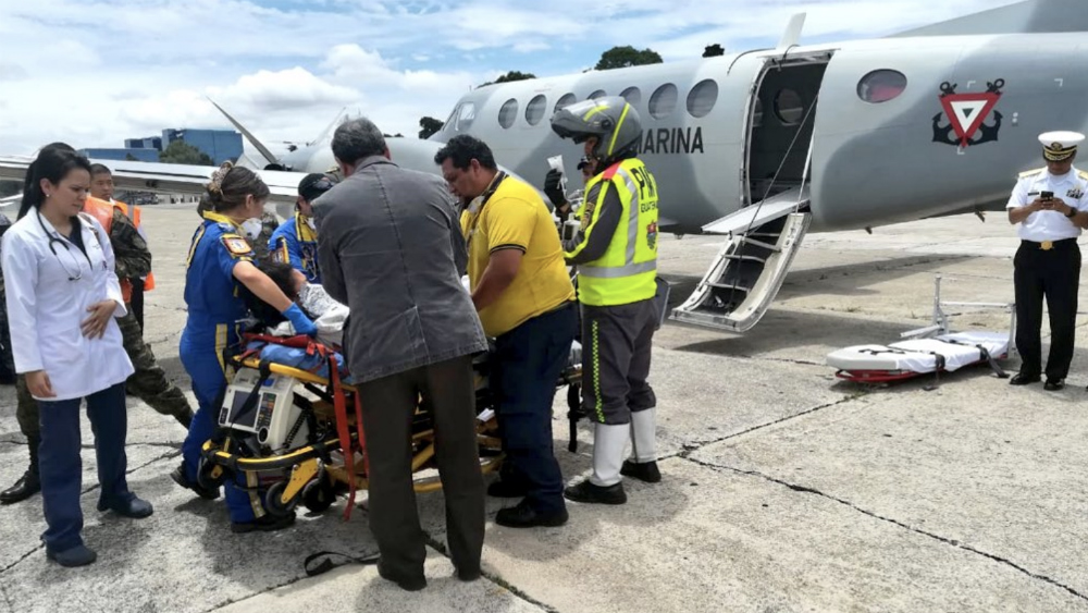 Trasladarán a México a siete guatemaltecos heridos por erupción volcánica