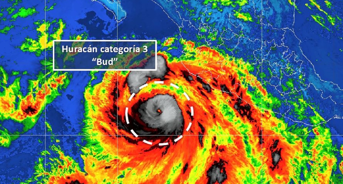 Huracán Bud pasó con mínima fuerza por Michoacán