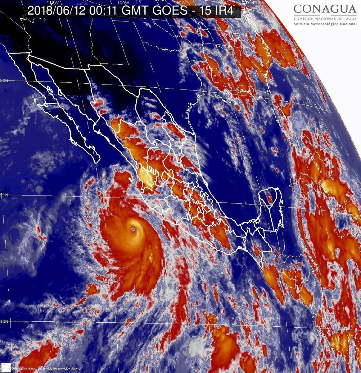 Bud baja a categoría 3 - huracan-bud-5