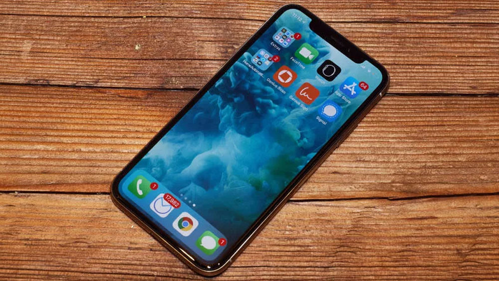 Apple prepara lanzamiento de tres iPhone: Bloomberg - iphones