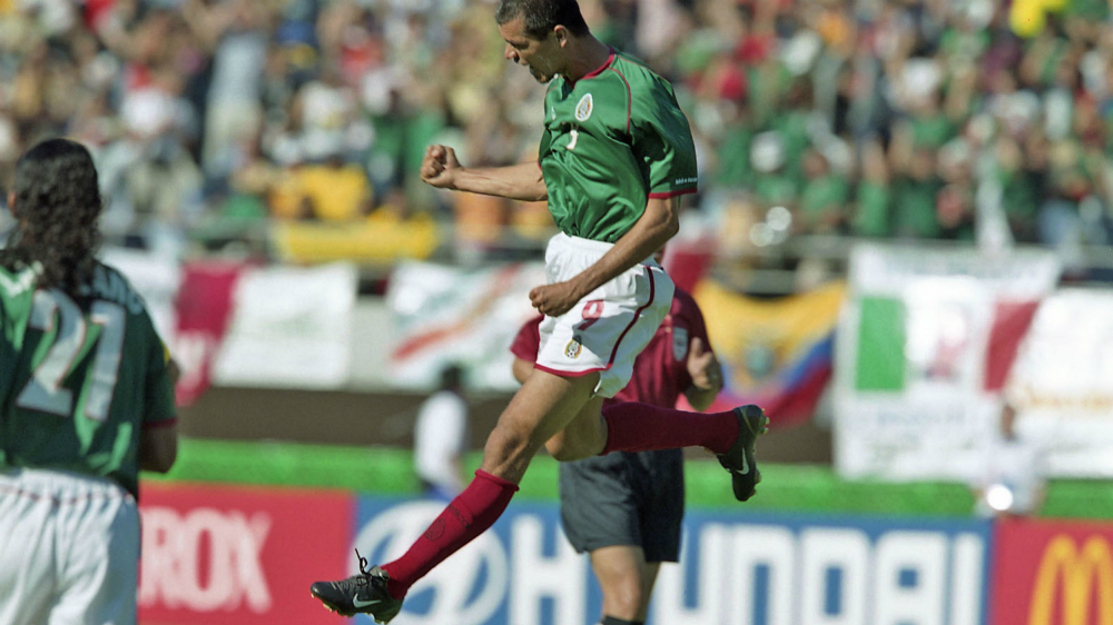 Ningún equipo ha sido eliminado tras ganar sus primeros dos partidos en Mundial - jared-borgetti-2002