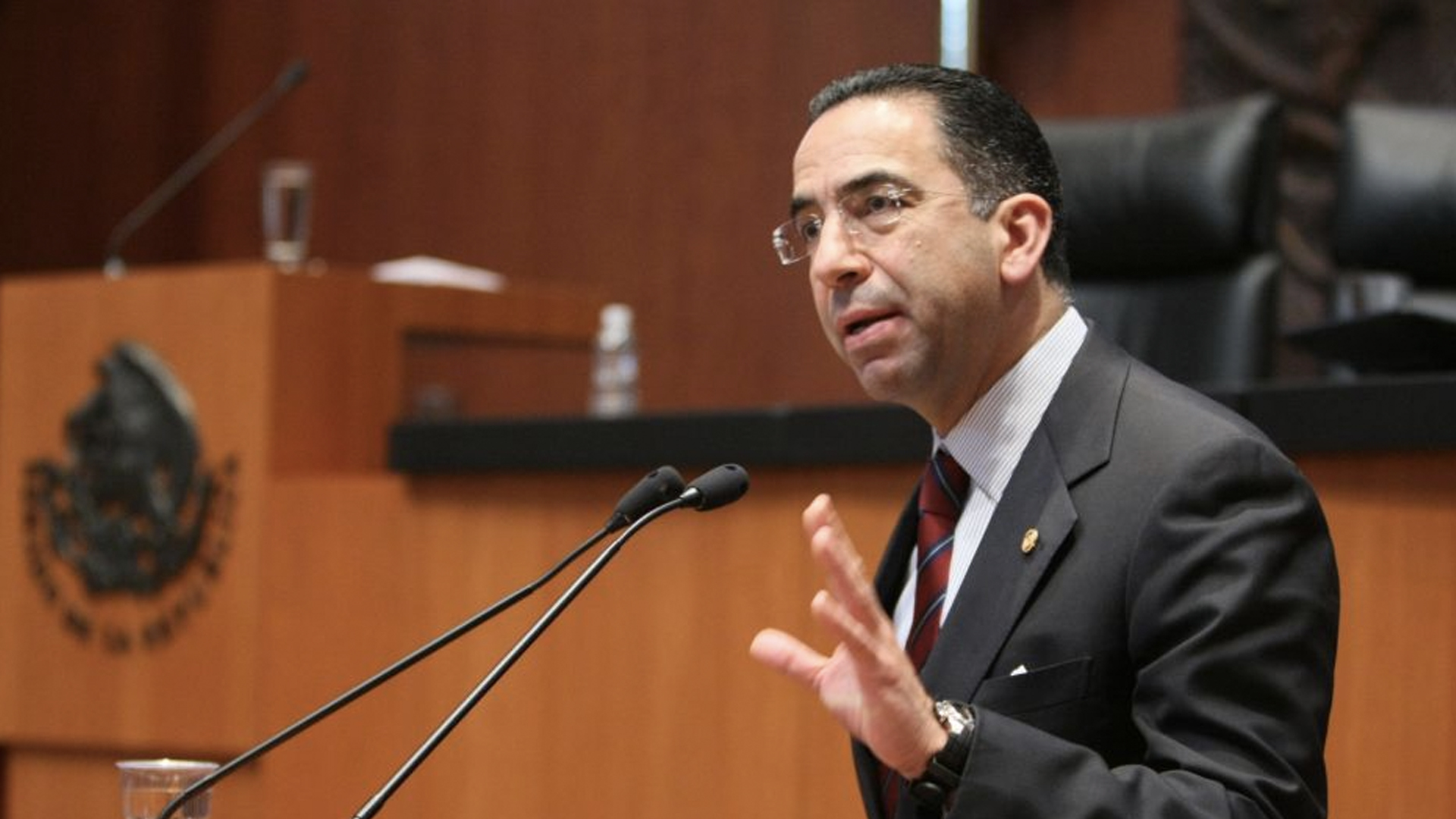 TEPJF multa a Javier Lozano por discriminación contra adultos mayores