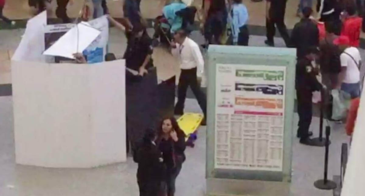 Joven se suicida en Plaza Forum Buenavista