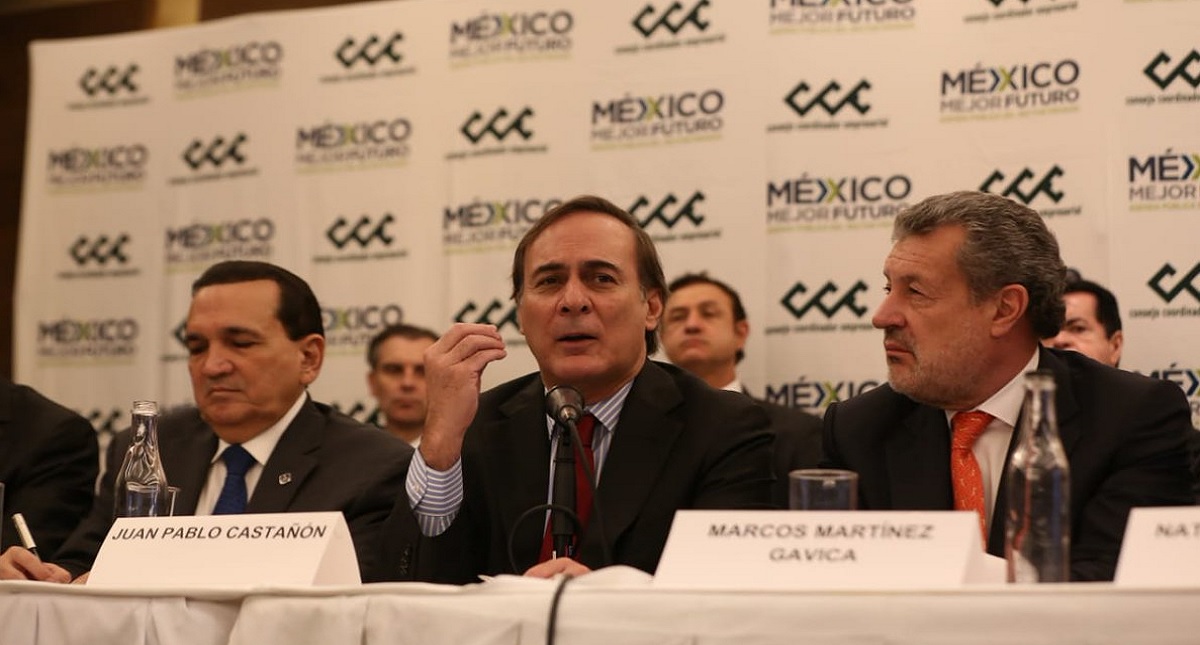 Aeropuerto es viable y conveniente: AMLO a empresarios - juan-pablo-castanon