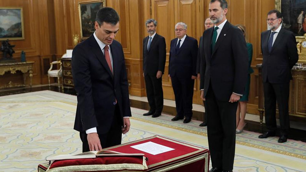 Pedro Sánchez juramenta como presidente del gobierno español